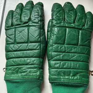 Grandoe vintage Green Leather Quilted Gloves